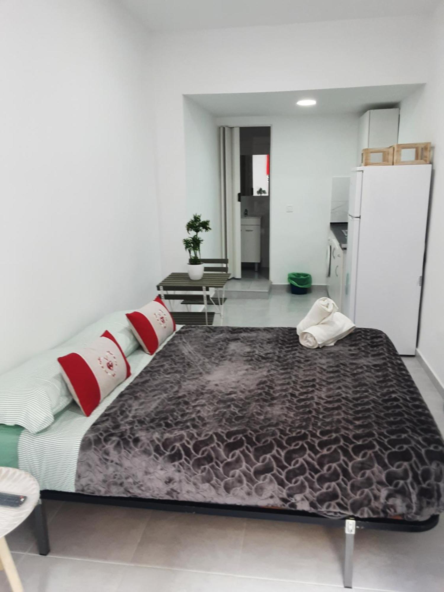 Precioso Apartamento Moderno Cerca Del Carrefour Rosaleda Málaga Exterior foto